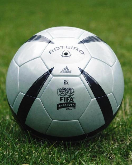 足彩比分网500彩票网移动端应用界面展示